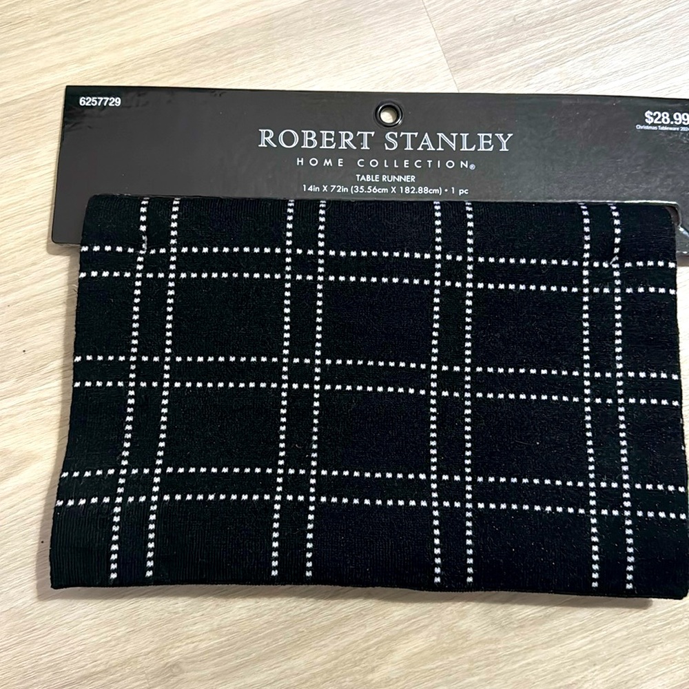 Robert Stanley Table Runner